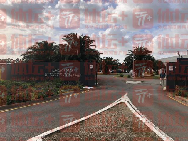 开云体育官网-中国女足进入世界杯节奏 孙雯亲自挂上助威横幅