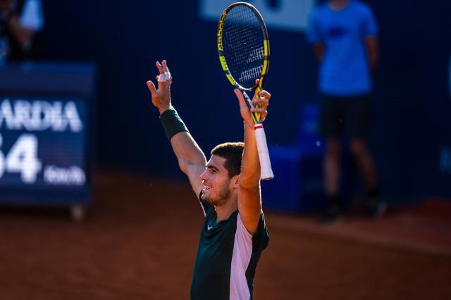 开云体育官网-纳达尔阿尔卡拉斯先后称霸 西班牙迎来黄金时代？